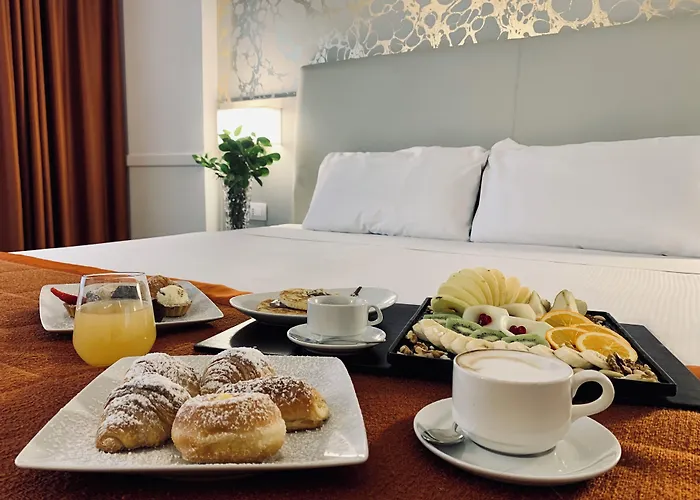 Hotel Shangri-la By Omnia 4*