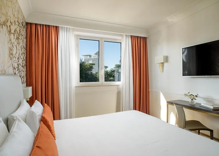 Shangri-la By Omnia Otel 4*