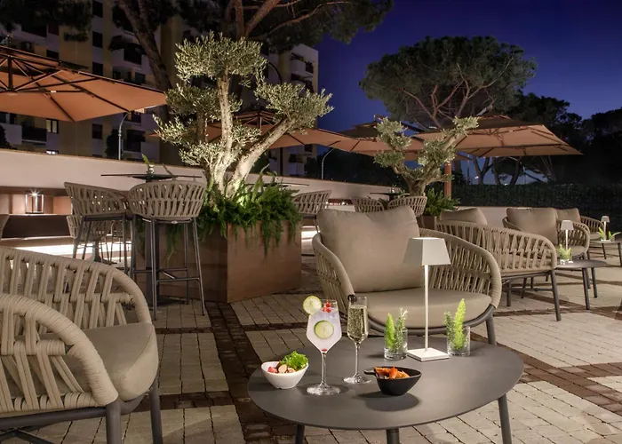 Shangri-la By Omnia Otel