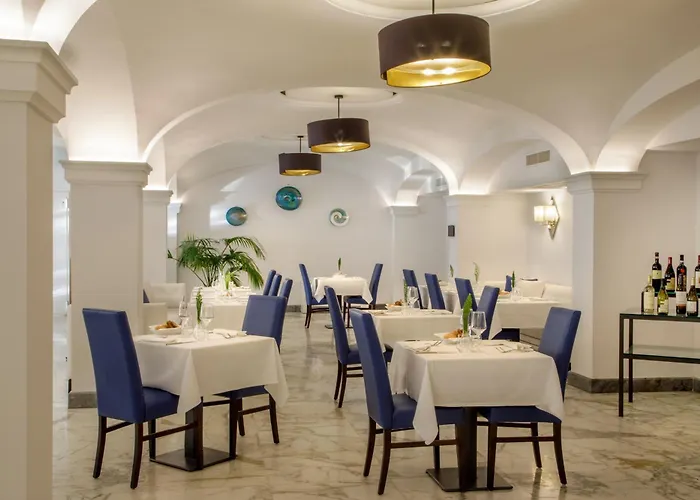 Shangri-la By Omnia Otel Roma