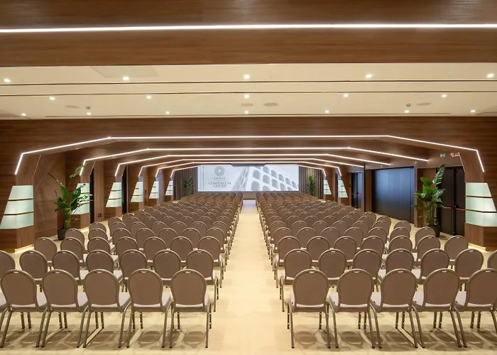 Hotel Shangri-la By Omnia 4*